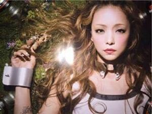 ●値下げ★新品 未開封 激レア 安室奈美恵 FEEL TOUR 2013 ポスター A B2サイズ 不思議の国のアリスみたいな安室ちゃん ツアーグッズ