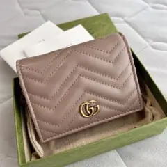 《美品》 GUCCI 折り財布 ピンクベージュ