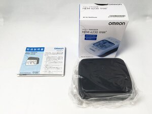 未使用【OMRON】オムロン 手首式血圧計 HEM-6230 血圧確認機能 測定姿勢ガイド サイレント測定