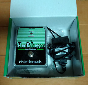 Electro Harmonix Hum Debugger ハムノイズを除去するエフェクター+ZOOM　５０５Ⅱです。