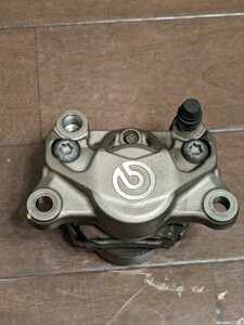 ブレンボ 新カニ brembo チタンカラー 中古