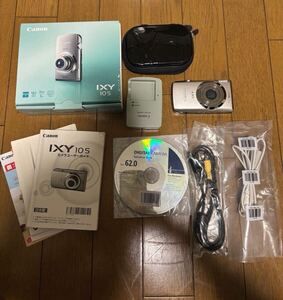 美品　Canon キヤノン IXY 10S コンパクトデジタルカメラ シルバー SILVER 銀 IXY10S デジカメ 