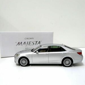 非売サンプルカー TOYOTA CROWN MAJESTA/クラウン マジェスタ 1/30 ダイキャスト ②1F7 シルバーメタリック