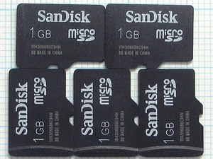 ★SanDisk microＳＤ メモリーカード １ＧＢ ５枚 中古★送料６３円～