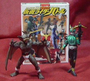 26B73-15N　バンダイ　食玩　仮面ライダーバトル　仮面ライダークウガ　ペガサスフォーム　ズ・ゴオマ・グ　グロンギ　彩色済みフィギュア