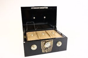 PLUS ALARM CASH BOX / 手提げ金庫 / 木箱付き / レトロ / 昭和 / アンティーク / ビンテージ / 現状品