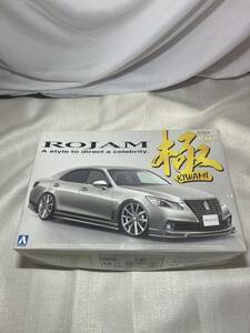 1/24 青島文化教材ロジャム 21 クラウン ロイヤルサルーン 未組立 極 ROJAM AWS210 CROWN アオシマVIPカー