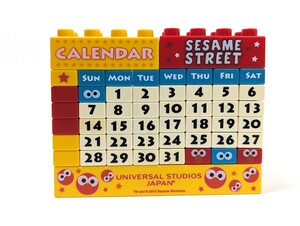 ユニバーサルスタジオジャパン　USJ　セサミストリート　ブロックカレンダー　自宅保管品　経年によるクスミ、黄ばみ、ヨゴレ等あり