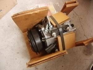 ■クライスラー ダッジ キャラバン 用 エアコン コンプレッサー 新品 CHRYSLER Dodge Caravan Air Conditioner Compressor 4728920■