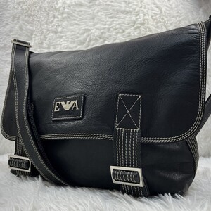 極美品◎エンポリオアルマーニ メッセンジャーバッグ レザー シボ革 イーグルロゴ EMPORIO ARMANI 斜め掛け A4収納可 メンズ 黒 ブラック