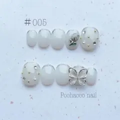 【№005】ネイルチップ ハンドメイド シンプル ホワイト かわいい バタフライ