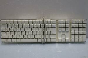 C1826 D* ［中古］Apple アップル Pro Keyboard 日本語キーボード モデルA1048 動作品