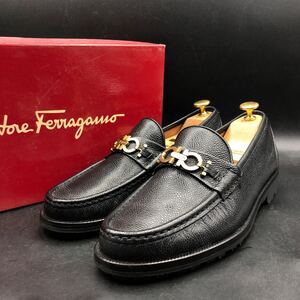 M3584 美品 Salvatore Ferragamo サルヴァトーレフェラガモ ガンチーニ レザー ビットローファー 8 EE 26.0cm相当 ブラック ゴールド金具