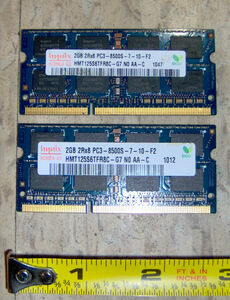 #028 PC3-8500S 2GB×2枚　HMT125S6BFR8C-G7 ジャンク品