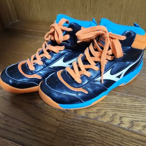 22.5cm バスケットシューズ　バッシュ ミズノ　mizuno