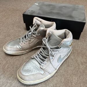 NIKE AIR JORDAN RETRO US 9(CM 27) ナイキ エアジョーダン　2001年　中古品　001