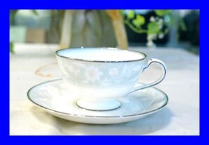 ○美品 ノリタケ Noritake フェアモント FAIRMONT 銀彩 花柄 カップ&ソーサー D1932