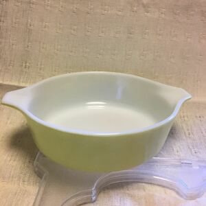 Old　Pyrex　パイレックス 　キャセロール　イエロー　アメリカ雑貨　レトロ食器　耐熱ガラス皿　ドリア・グラタン・パスタなど