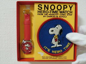 ★1970年代スヌーピーのヴィンテージ手巻き腕時計とパッチのセット★箱付き★SNOOPY HERO-TIME WATCH