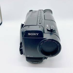 SONY ハンディカム　8mm ビデオカメラ CCD-TR250　中古　動作未確認　送料無料