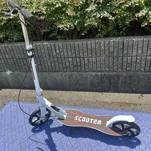 z268　SCOOTER　キックボード　大人用　キックスクーター　折り畳み式　フット/ハンドブレーキ　高さ調節可能