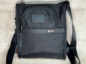 TUMI　トゥミ　ショルダーバッグ　ブラック　未使用　