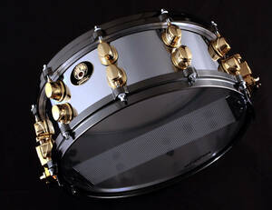 ◆◆Steel shell by Mapex/ Beyond Shimano Collaboration For Rock Drummer すごいパワフルでブライト感がすごいです。即決です。