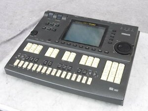 ☆ YAMAHA ヤマハ QY700 シーケンサー ケース付き ☆中古☆