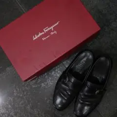 Salvatore Ferragamo ブラックローファー