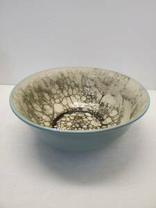 M2426-1　メダカ　直径410×H155㎜　鉢　金魚鉢　水連花　レトロ　庭　インボイス発行可能　水色　陶器　陶芸
