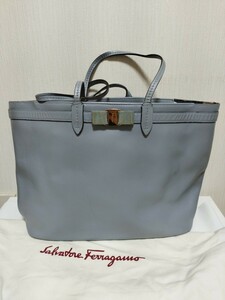 ●サルヴァトーレ フェラガモ●Salvatore Ferragamo●ヴァラリボン●トートバッグ●バッグ●鞄●ブルー●ライトブルー●