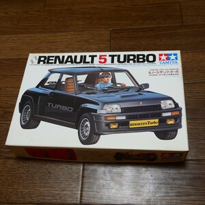 タミヤ　1/24 未組立 プラモデル ルノー サンク ターボ　 TAMIYA　RENAULT 5