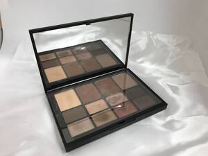 NARS ナーズ スキンディープアイパレット　アイシャドー 内容量:3.5g×4/1.4g×8 中古品 12色 ブラウン系 茶系 #208316-34