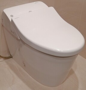 【引取限定】TOTO NEOREST ネオレスト トイレ洋式便器(床下排水)とウォシュレット一体型タンクレス TCF9755