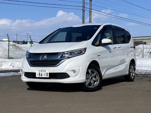 【諸費用コミ】:札幌市発!大型優良中古車店! 平成29年 フリード+ 1.5 ハイブリッド G ホンダセンシング 4WD