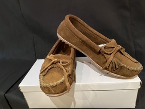 未使用 MINNETONKA ミネトンカ モカシン 6サイズ 23cm ブラウン スェード フリンジ ローヒール ネイティブ アメリカン インディアン USA