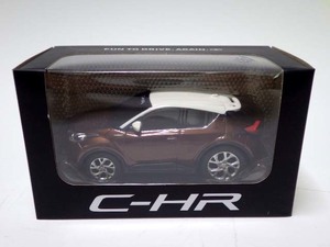 207【S.R】トヨタ 新型 C-HR CHR 非売品 ホワイト ダークブラウンマイカメタリック プルバックカー ミニカー 香川発