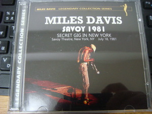 MILES DAVIS AT SAVOY 1981 SEACRET GIG IN NEW YORK 1981.7.11 2ｃｄ マイルス デイビス デイヴ リーブマン エムトゥーメ 参加