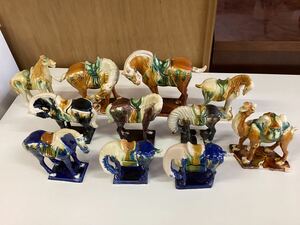 中国　唐三彩 陶器製 馬の置物 11体