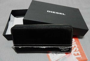 展示美品未使用品　『DIESEL』SUBSTRA 24 ZIPラウンドファスナー