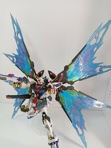 【説明文必読　ジャンク扱い】MGEX ストライクフリーダムガンダム＋光の翼　全塗装済み 完成品