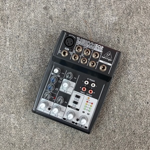 ☆中古品☆BEHRINGER XENYX 502 マルチミキサー