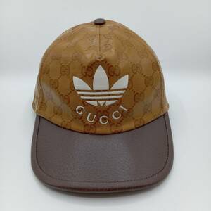 【未使用品】GUCCI adidasコラボ キャップ ベースボールキャップ 帽子 キャメル 696475 GGクリスタルキャンバス Sサイズ 総柄 GG柄