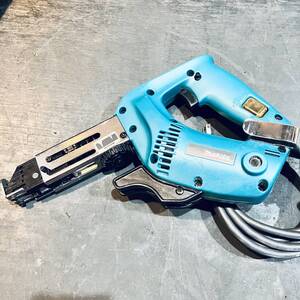 makita マキタ オートパック スクリュードライバ モデル 6830 　本体のみ　中古動作確認済み！