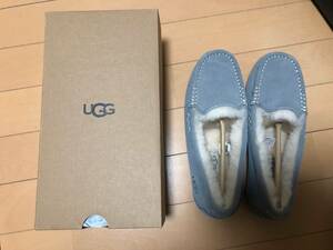 ＵＧＧ　ＡＮＳＬＥＹ　ＬＩＧＨＴ　ＧＲＥＹ　２３．０ｃｍ　アグ　アンスレー　ライトグレー