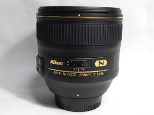 **美品　Nikon AF-S 85mm F1.4G レンズ