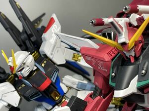 MG 1/100 ZGMF-X20A・ZGMF-X19A ストライクフリーダムガンダム・フルバースト&∞ジャスティスガンダム セット（塗装完成品・代理出品）