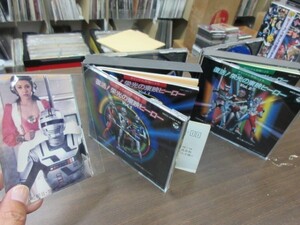 T2//4CD/「復活！栄光の東映ヒーロー」/2枚セット/生写真付き/宇宙刑事ギャバンシャリバンシャイダージャスピオンメタルダー