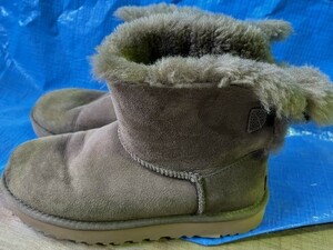 UGG　アグ　リボン　ムートン　ブーツ　靴　ブラウン　24センチ　F27219F