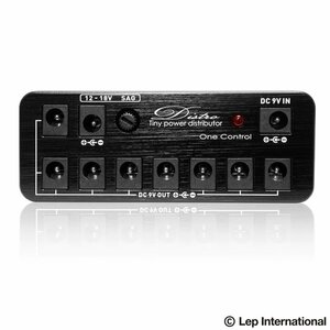 最落無し! One Control　Distro -Tiny Power Distributor- (Black) / a45465　ミニサイズパワーサプライの決定版　1円